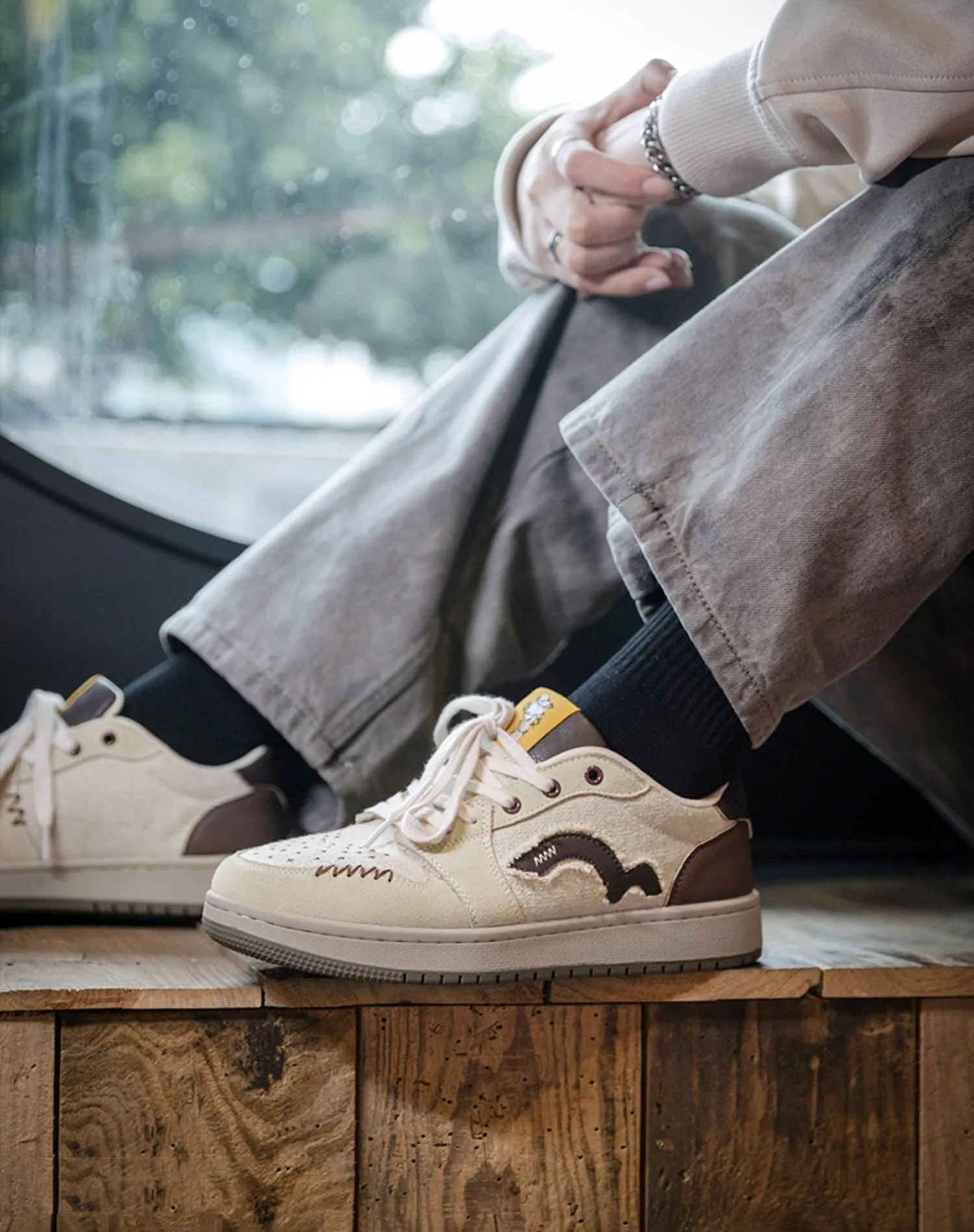 American Retro End Of War Themed Thick-Soled Sports Men's Casual Shoes
