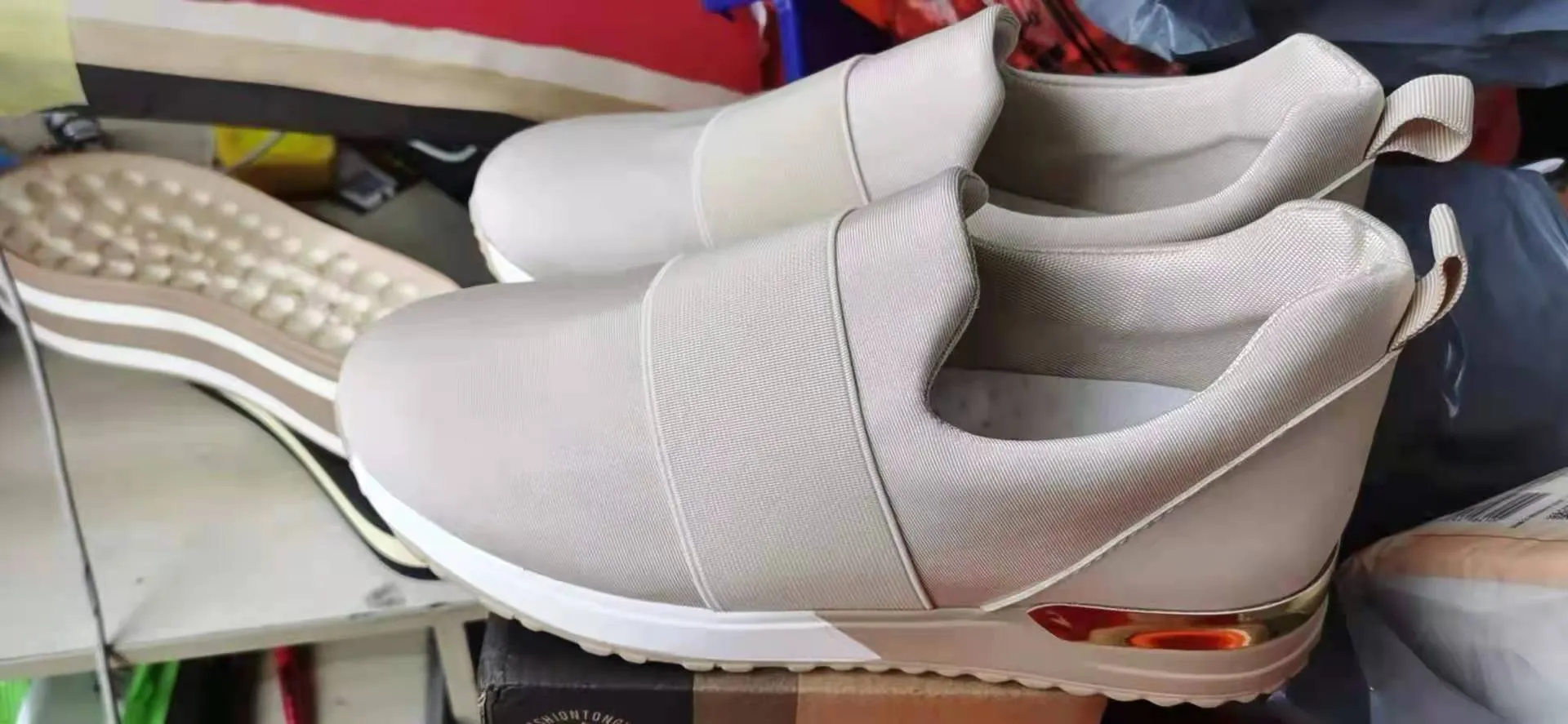 Breathable Mesh Sports Casual StilettoStyle Shoes