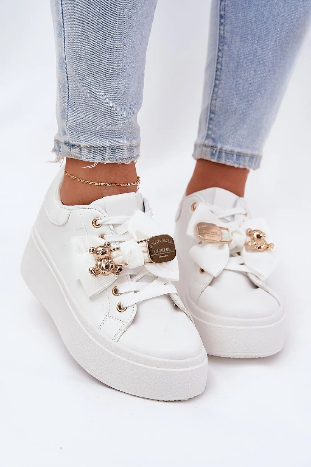 Comfort and Charm: Eco Leather Footwear