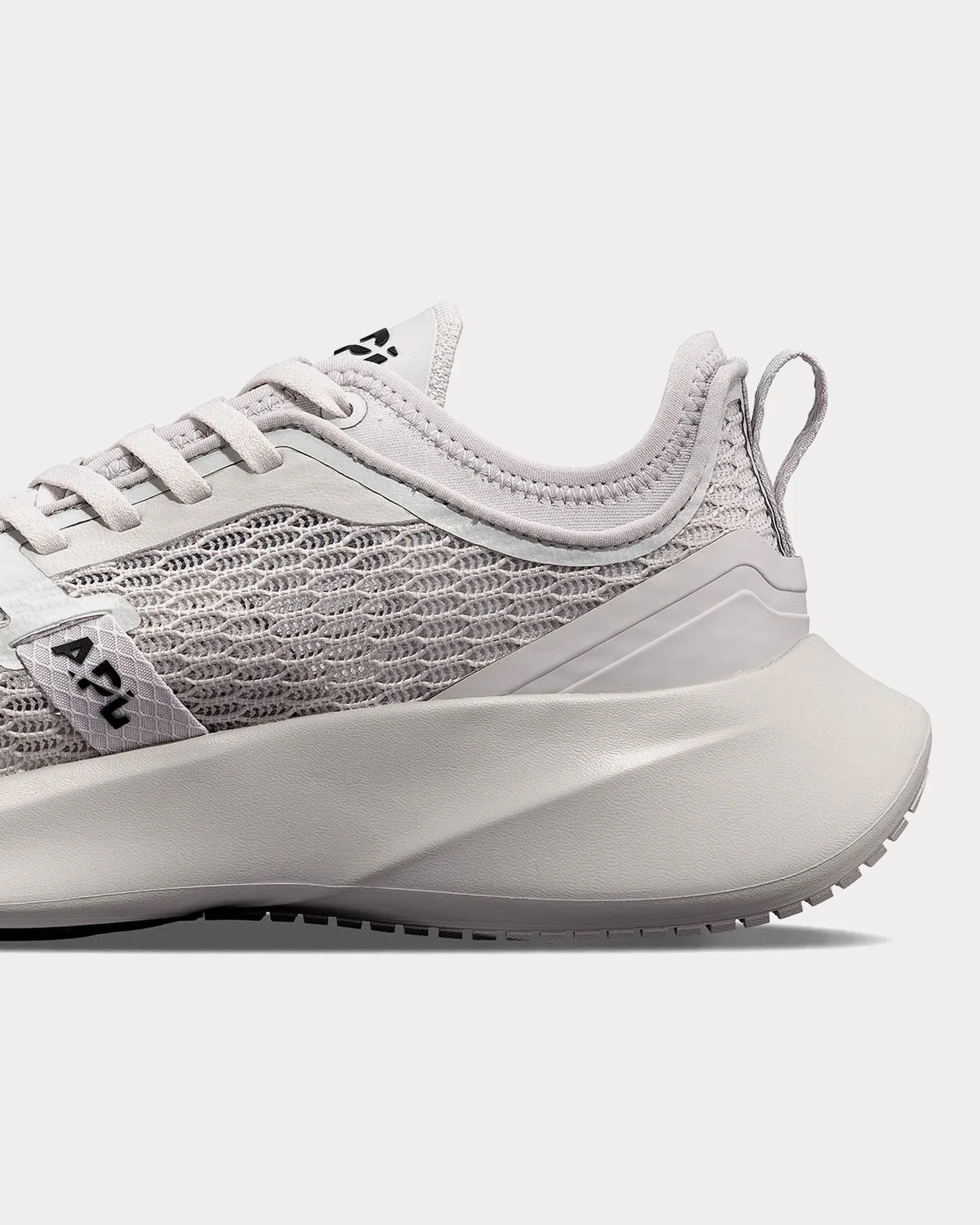 Euphoria Harbor Grey / Black Running Shoes
