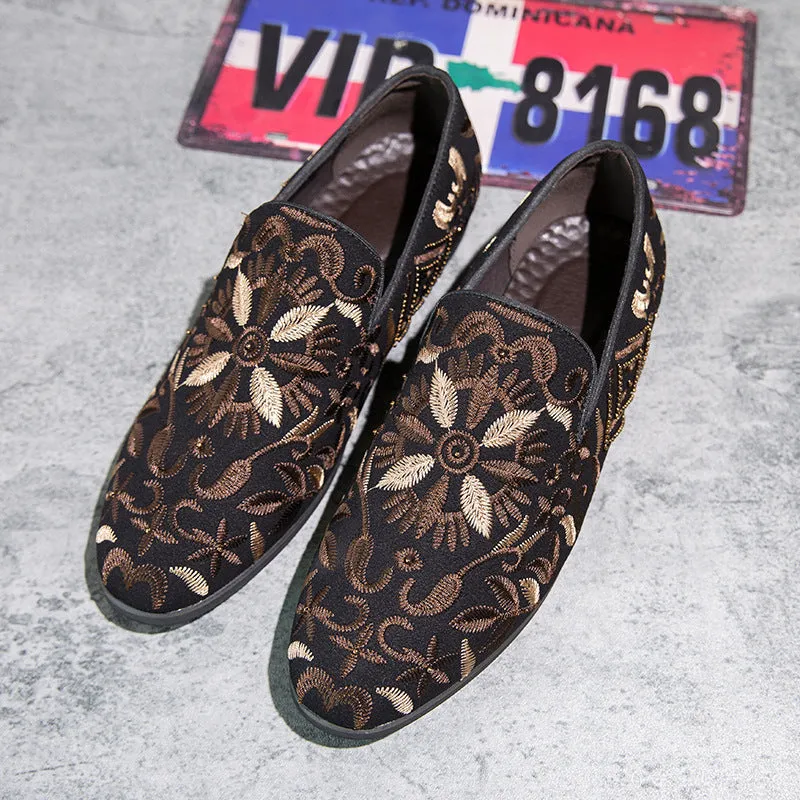 Handmade Embroidered Men's Loafers Cross-border Fashion Retro Foot Leather Shoes Large Size Casual Beanie Shoes