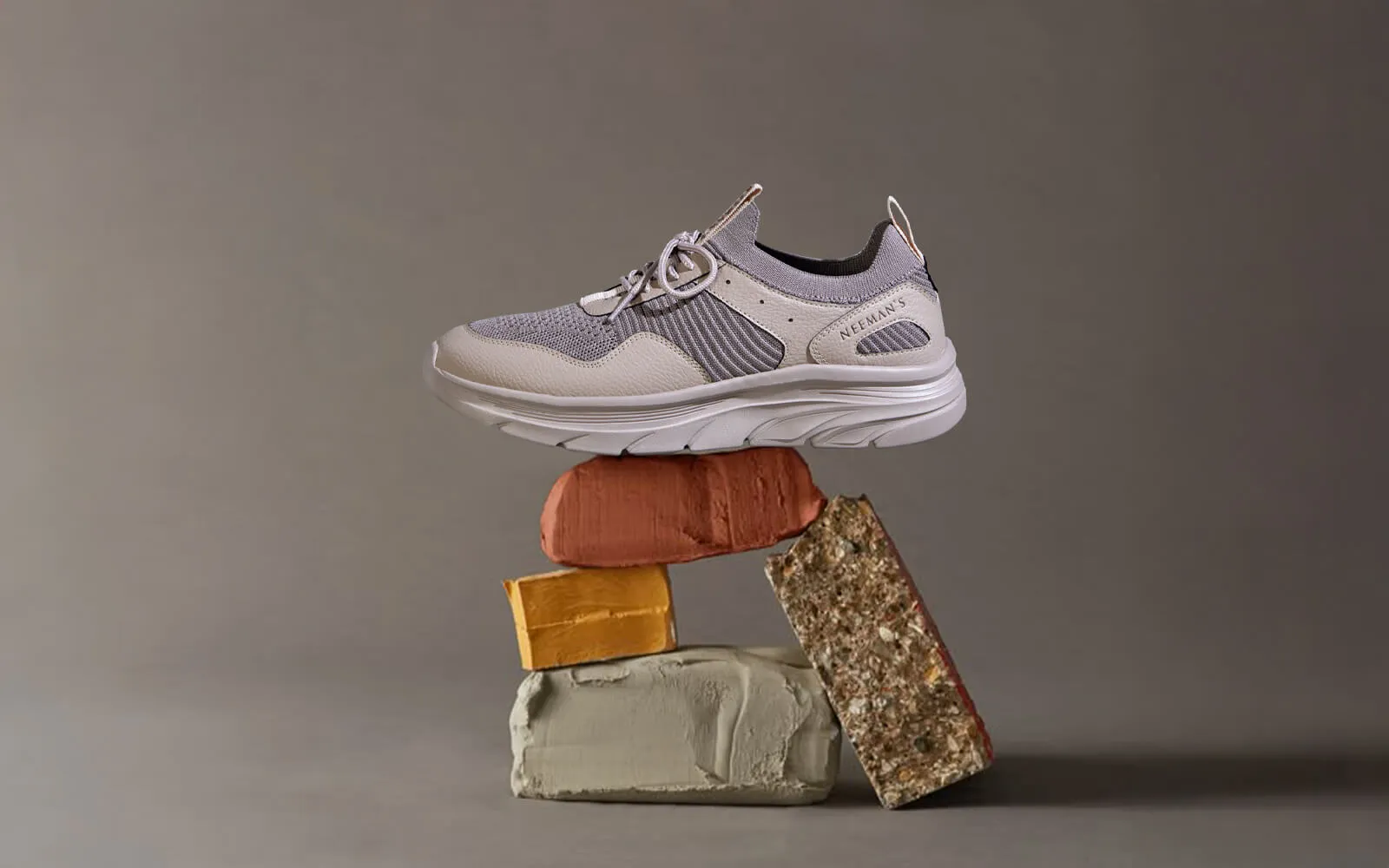 High Wave Sneakers : Grey
