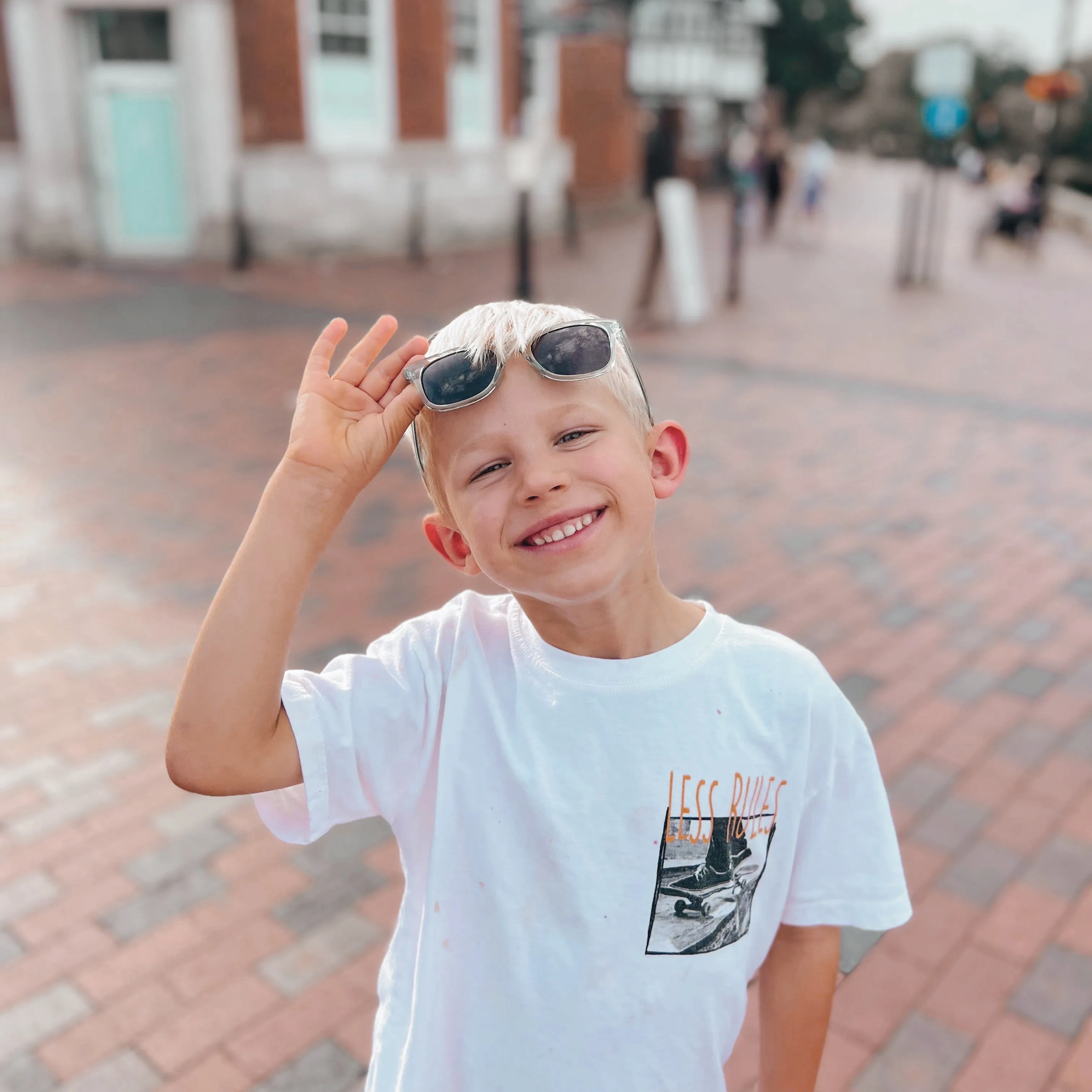 JBØRN Kids Sunglasses (5-8 Years)