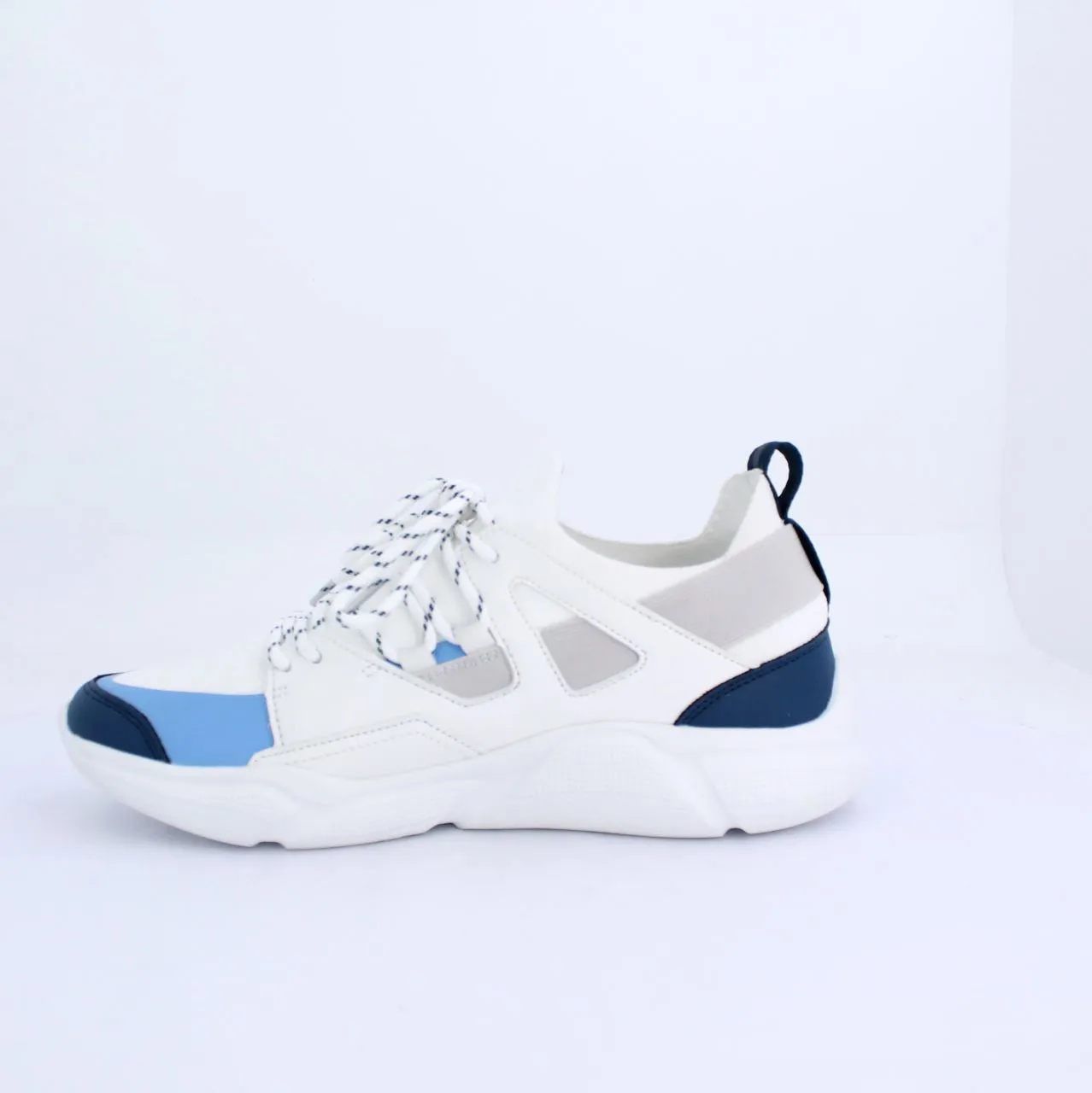JOLLEN-TRAINERS-FLATS-WHITE