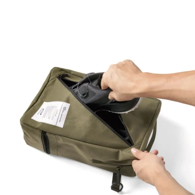 MOLDING GOLF SHOE CASE
