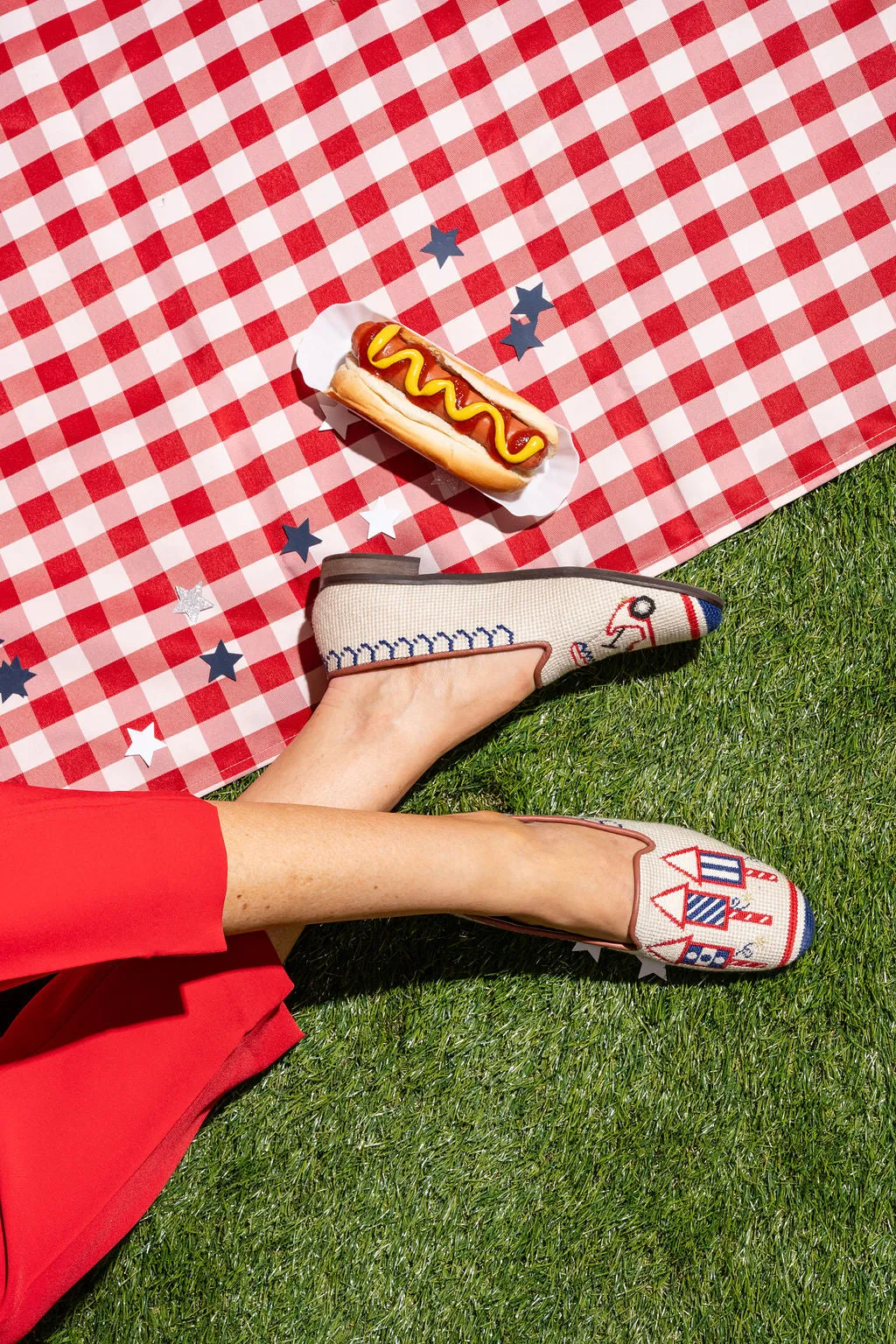 Needlepoint Loafer in American Summer