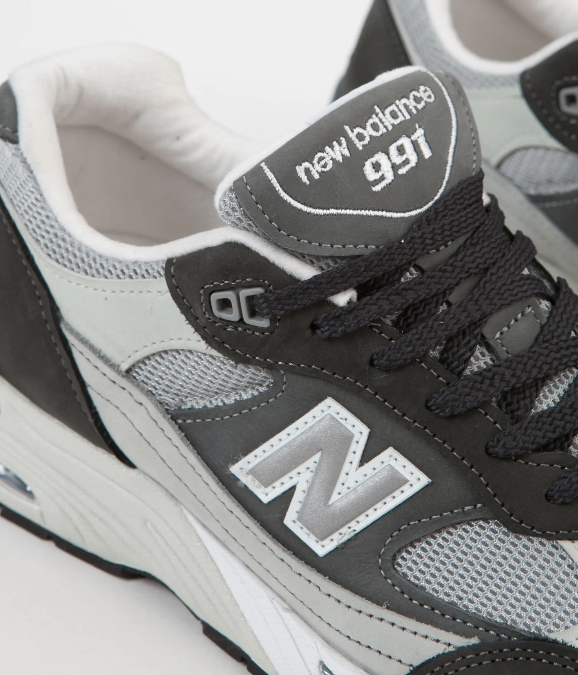 New Balance M991XG Made in UK Shoes - Black / Grey / Arctic Fox