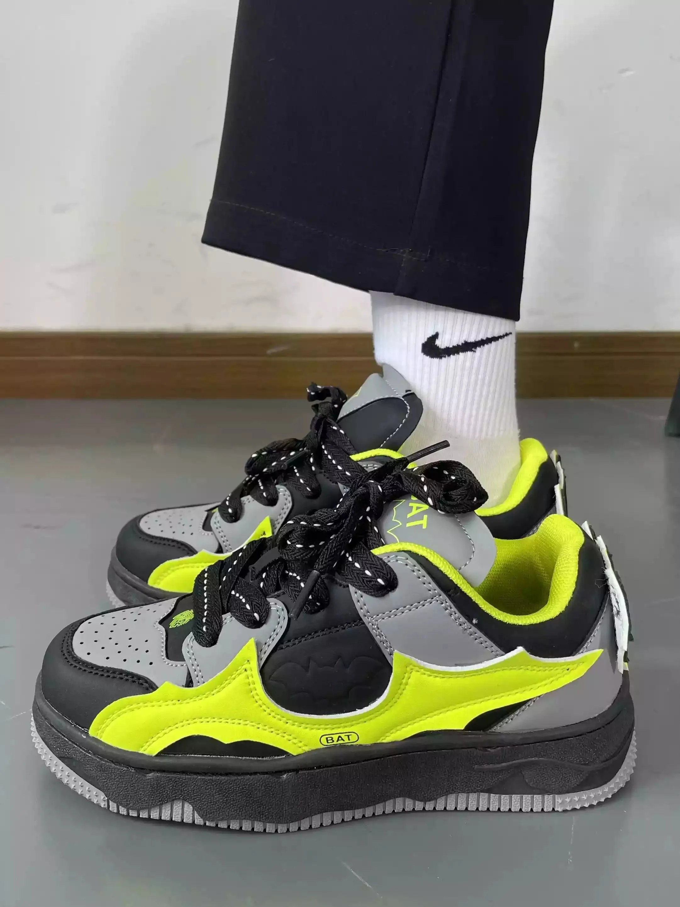 Niceprimes Bat Hip-hop Casual Sports Shoes