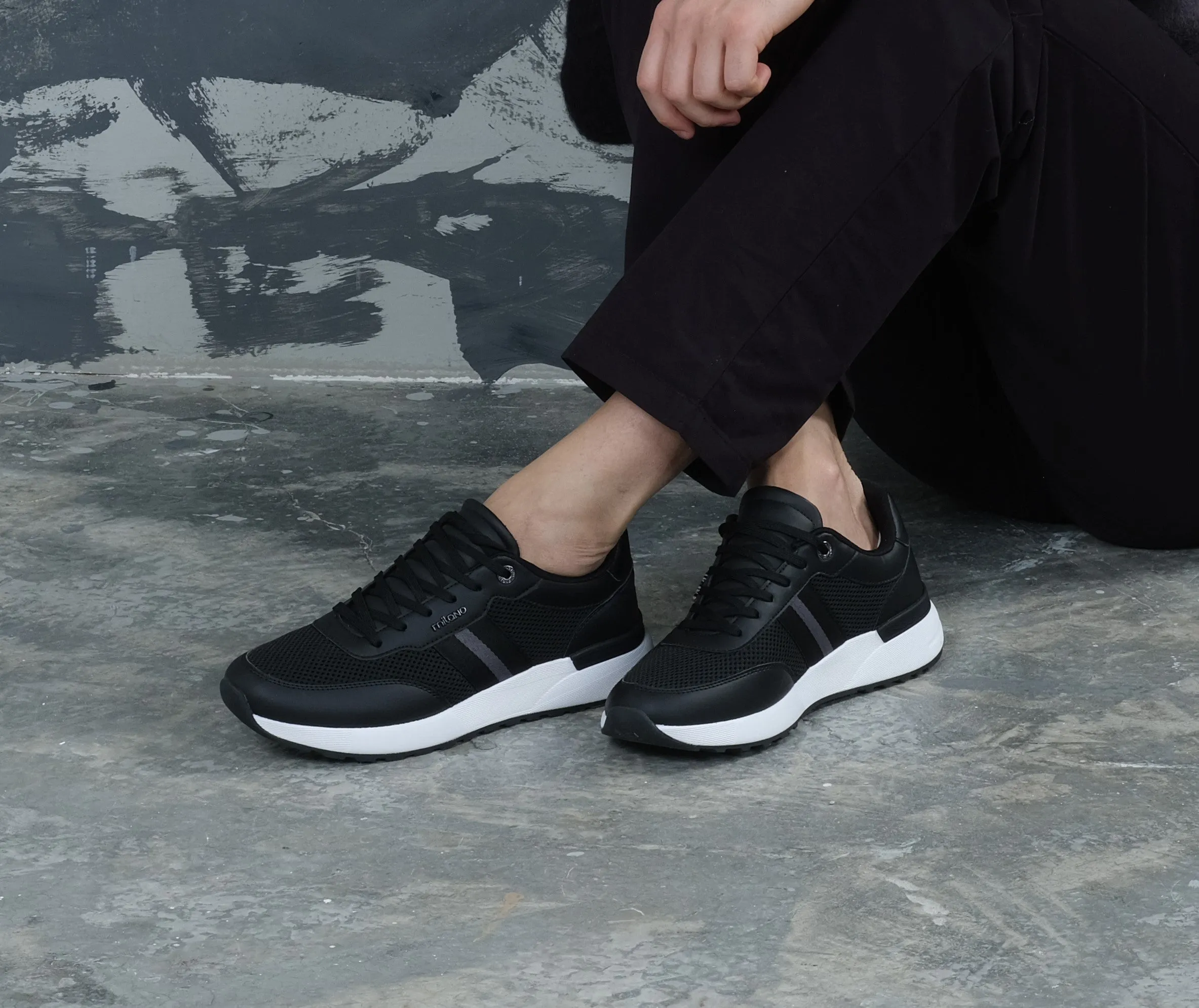 ROCCO TRAINERS - BLACK