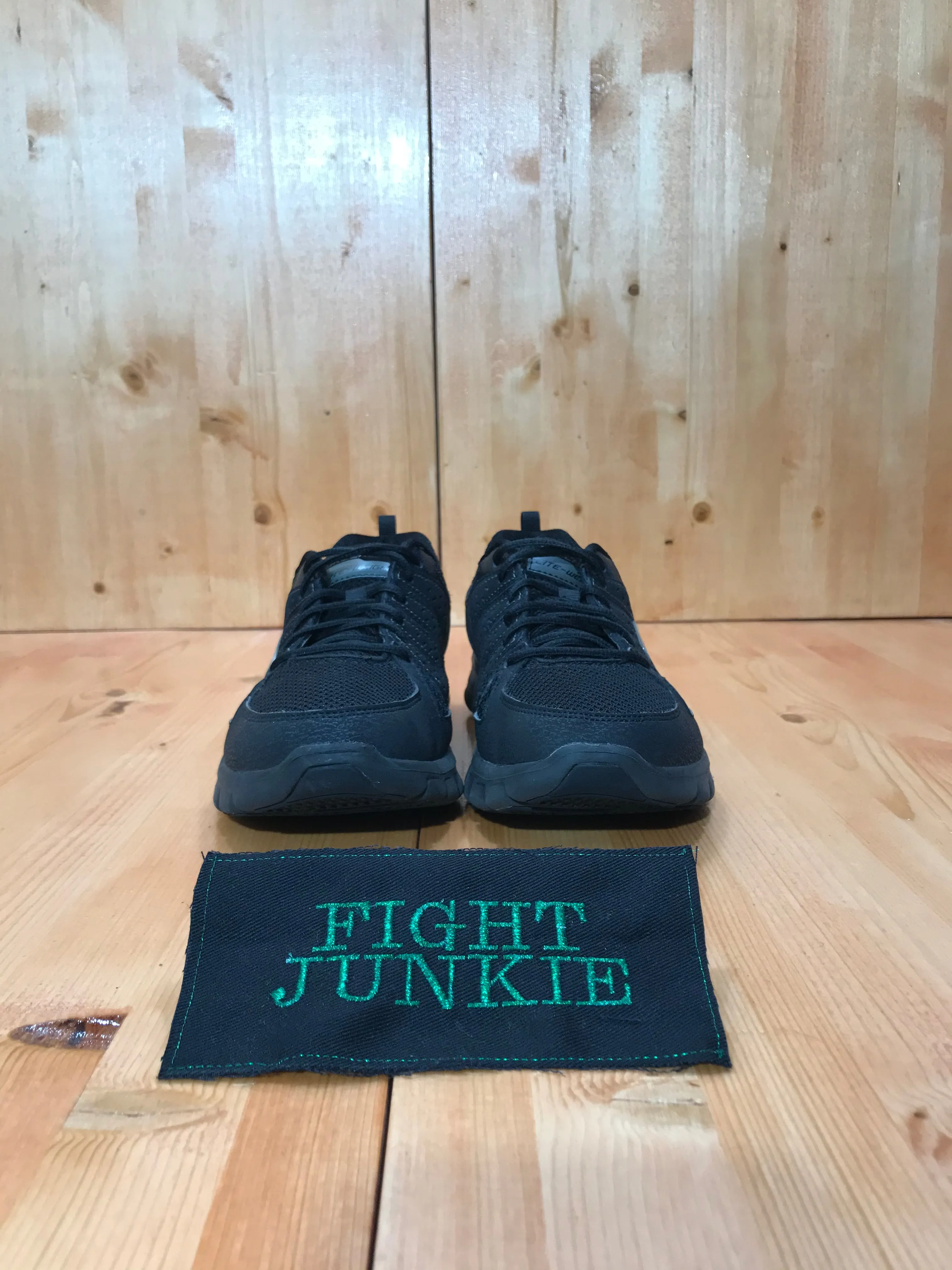 SKECHERS SKETCHERS SYNERGY LOOK BOOK Women's Size 9 Leather Shoes Sneakers Triple Black 11963