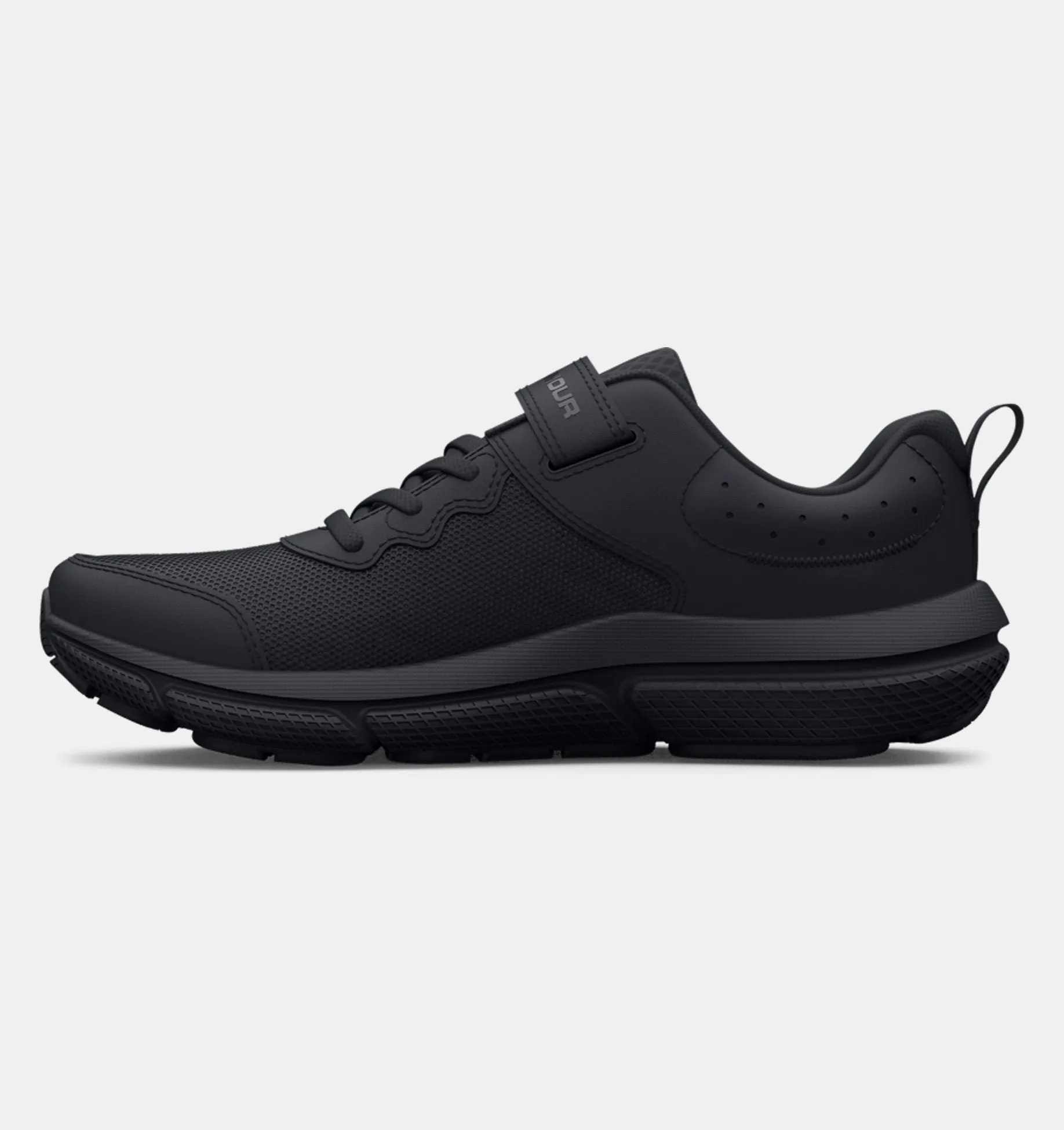 Under Armour UA Assert 10 AC SIZE 13.5K Boys New