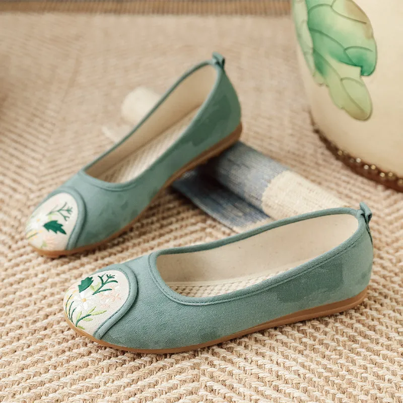 Women's Ethnic Style Old Cloth Shallow Canvas Shoes